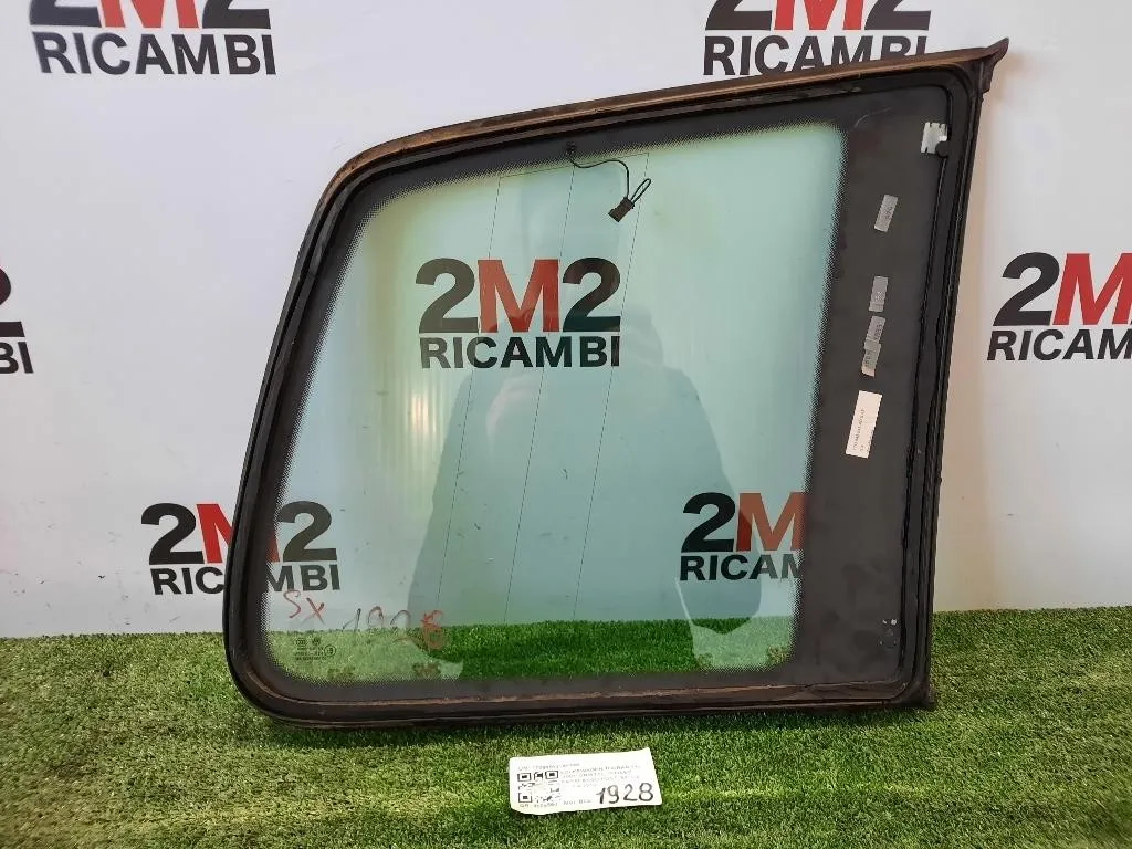 Cristallo Fisso Parafango POST SX 1T0845041AF5AP Volkswagen Touran II 2007