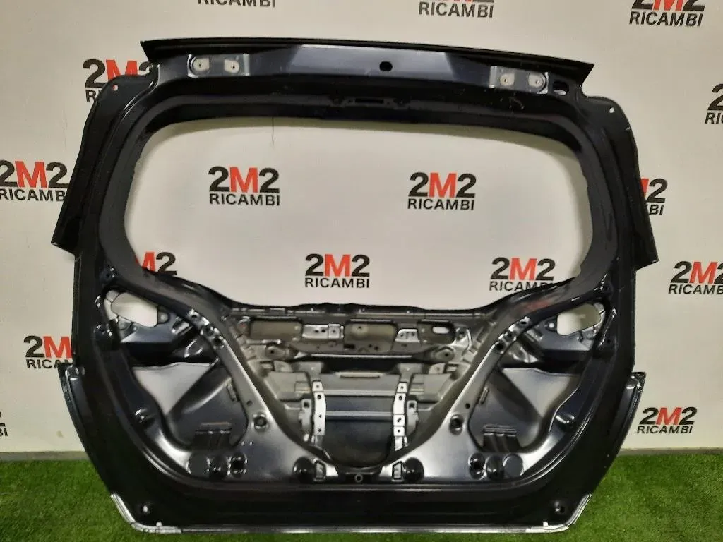 Portello POST 68100T5BG00ZZ Honda JAZZ III 2017