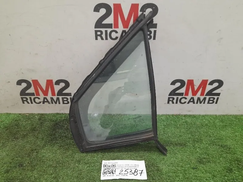 Cristallo Fisso Porta ANT SX 682160D050 Toyota Yaris IV 2014