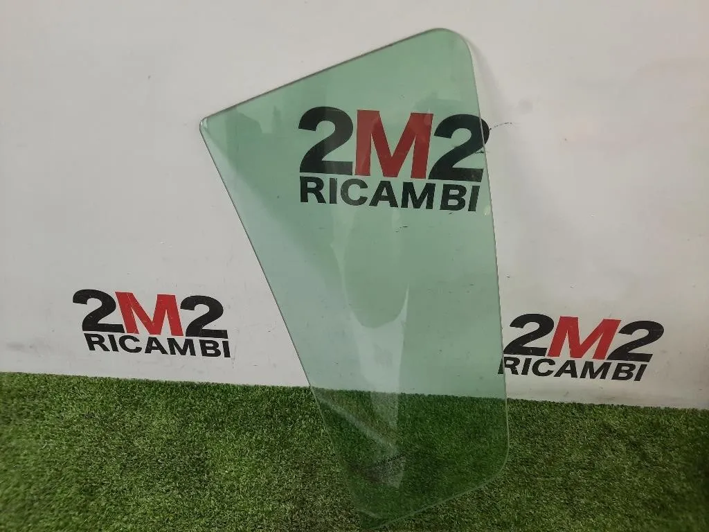 Cristallo Fisso Porta POST DX PORTA POST POSTERIORE DX Dacia Sandero II 2016