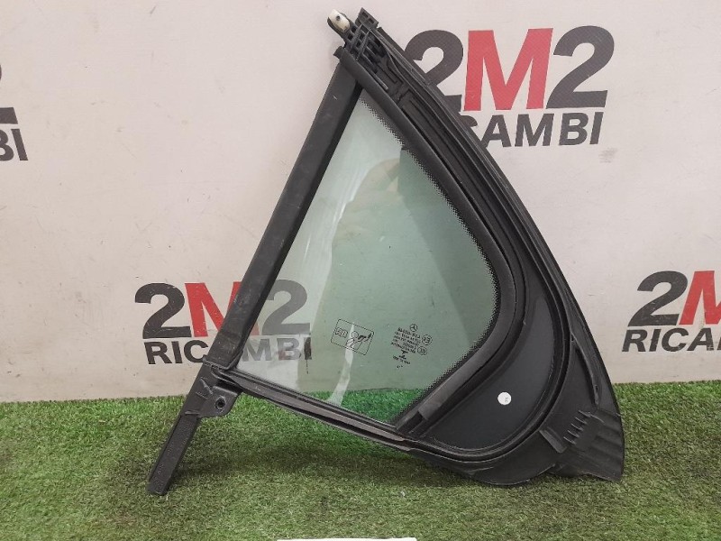 Cristallo Fisso Porta POST DX A1767300400 Mercedes Classe A W176 2015