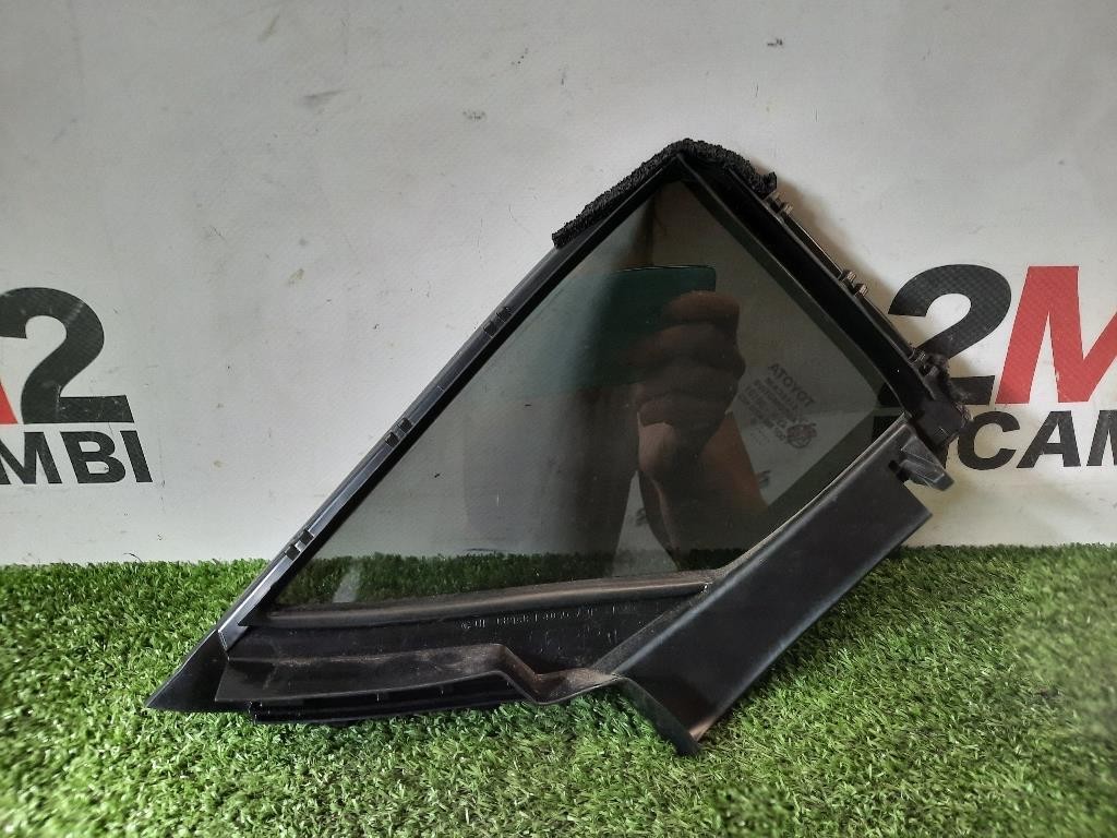 Cristallo Fisso Porta POST DX 68123F4010 Toyota C-HR I 2016