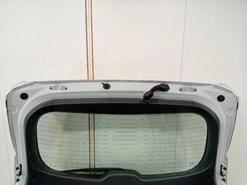 Portello POST 737002W020 Hyundai Santa FÉ IV 2013