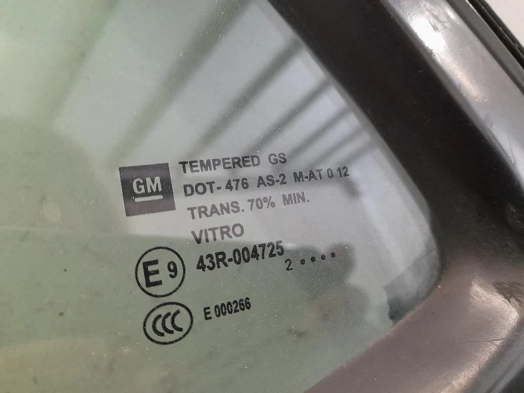 Cristallo Fisso Porta POST SX 95264497 Opel Mokka 2013