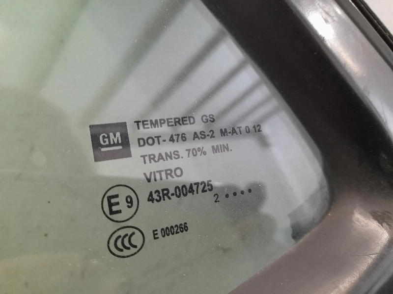 Cristallo Fisso Porta POST SX 95264497 Opel Mokka 2013