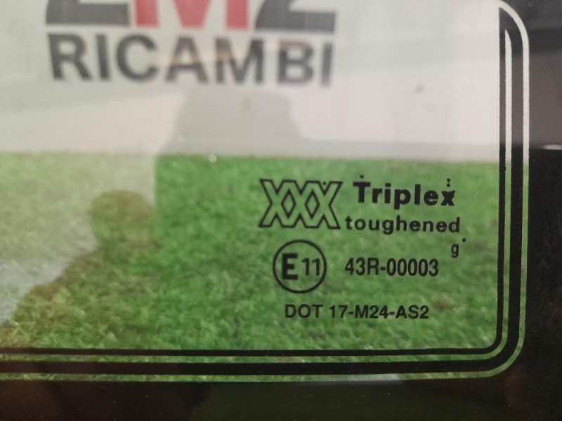 Cristallo Parafango POST DX BTR1570 Land Rover Discovery I 1990