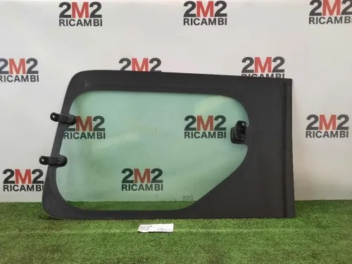 Cristallo Porta Scorrevole POST DX 823006419R Dacia Dokker 2013