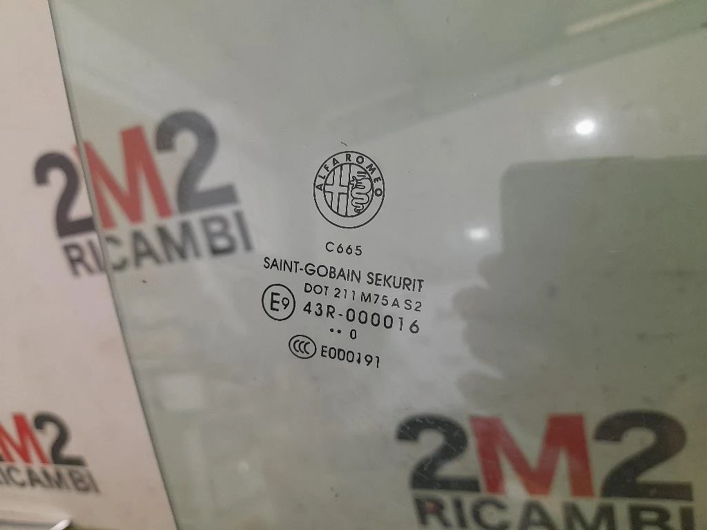 Cristallo Scendente Porta ANT DX VETRO CRISTALLO PORTA 50529951 Alfa Romeo Giulietta 2010