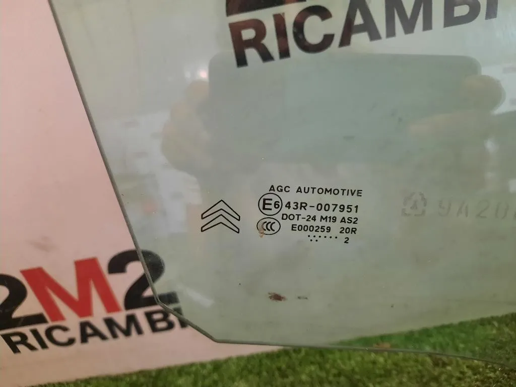 Cristallo Scendente Porta ANT DX VETRO CRISTALLO PORTA 9202P4 Citroen C3 II 2010