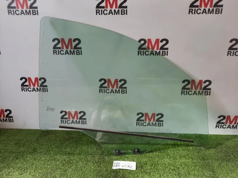 Cristallo Scendente Porta ANT DX 803004351R Dacia Dokker 2013