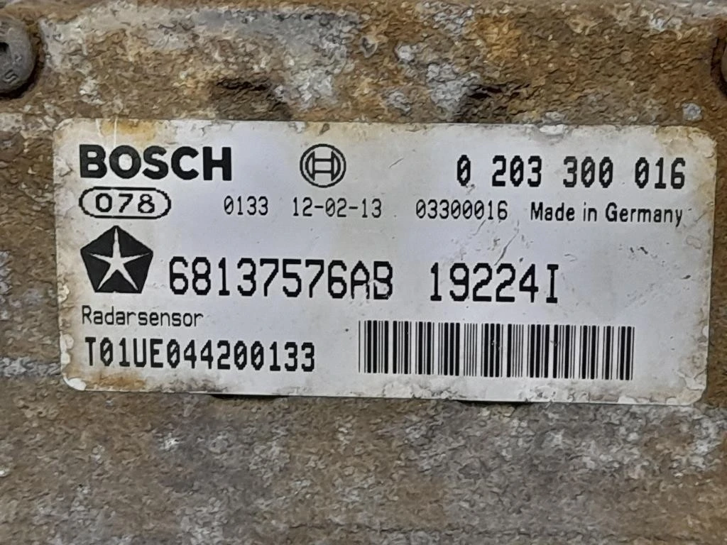 Sensore Radar Distronic ACC 68137576AB Jeep Cherokee IV 2008