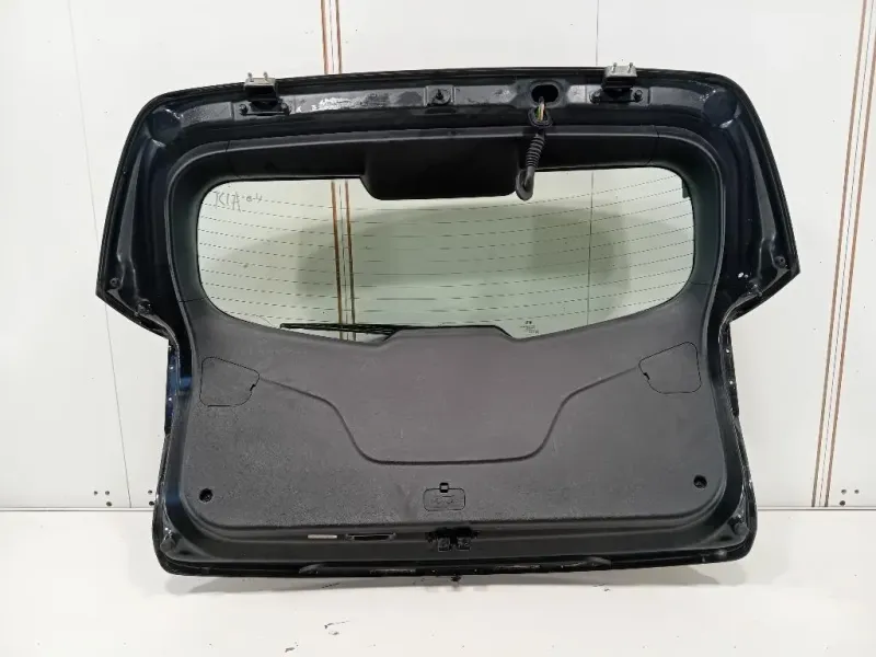 Portello POST 737003W010 Kia Sportage III 2010