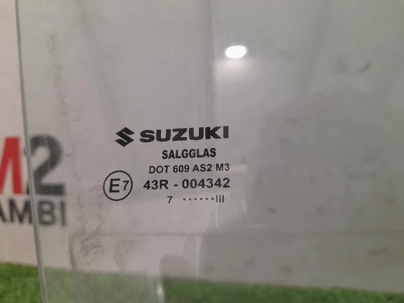 Cristallo Scendente Porta ANT DX 8450154P010 Suzuki Vitara II 2015