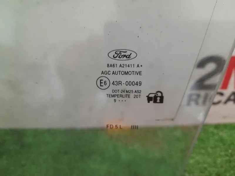 Cristallo Scendente Porta ANT SX 1680516 8A61A21411A Ford Fiesta VI 2008