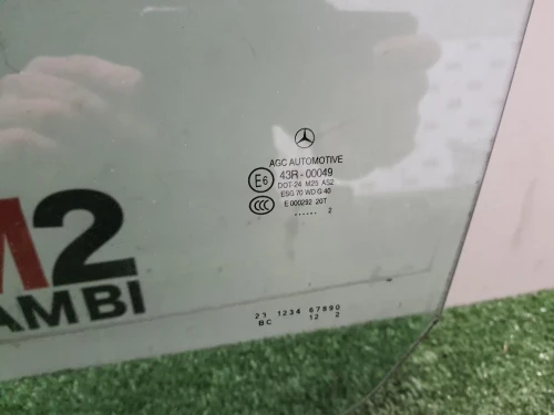 Cristallo Scendente Porta ANT SX A2467250500 Mercedes Classe B W246 2012