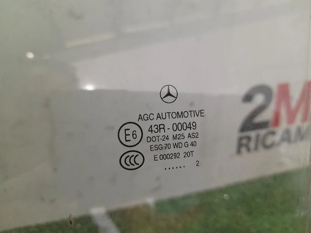 Cristallo Scendente Porta ANT SX A2467250500 Mercedes Classe B W246 2012