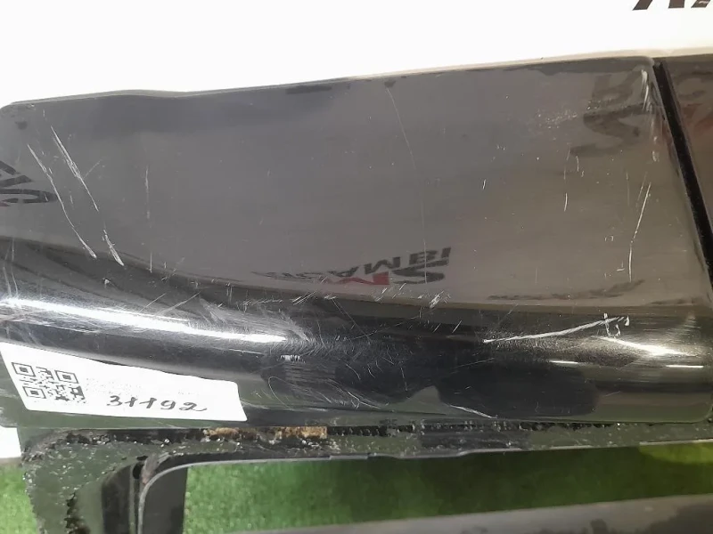 Portello POST LR045549 Land Rover Discovery III 2005