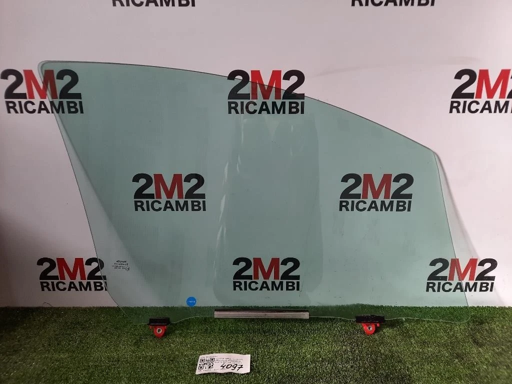 Cristallo Scendente Porta ANT SX 681200D191 Toyota Yaris IV 2017