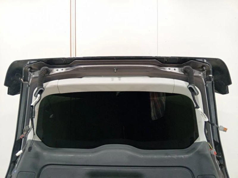 Portello POST LR139432 Land Rover Discovery V Sport 2019