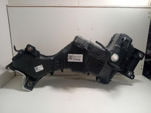 Cristallo Scendente Porta POST DX 823000023R Dacia Duster I 2014