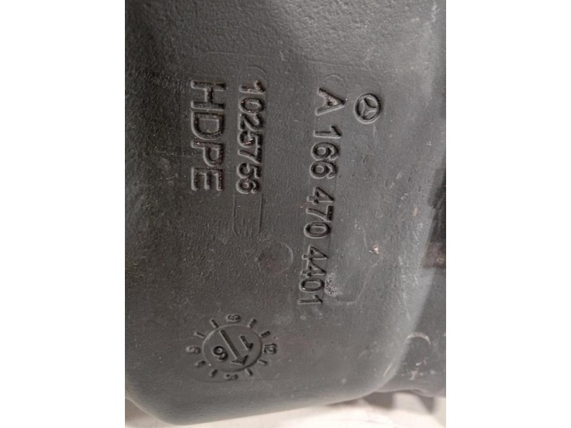 Serbatoio Adblue A1664704401 Mercedes Classe GLE W166 2015