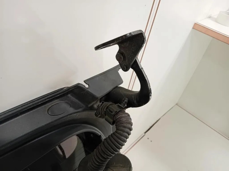 Portello POST LR181166 Land Rover Range Rover Evoque I 2011