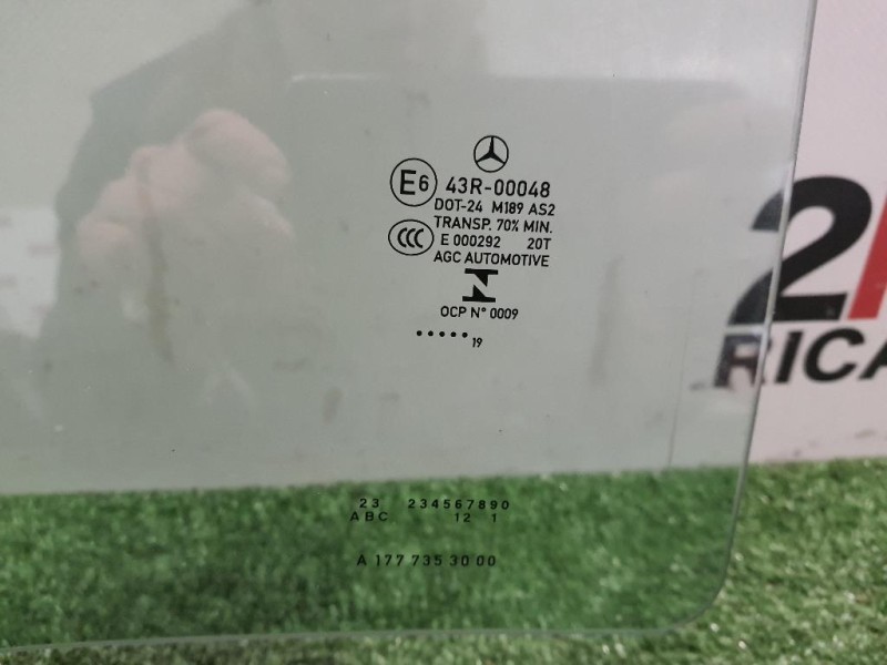 Cristallo Scendente Porta POST DX A1777353000 Mercedes Classe A W177 2018