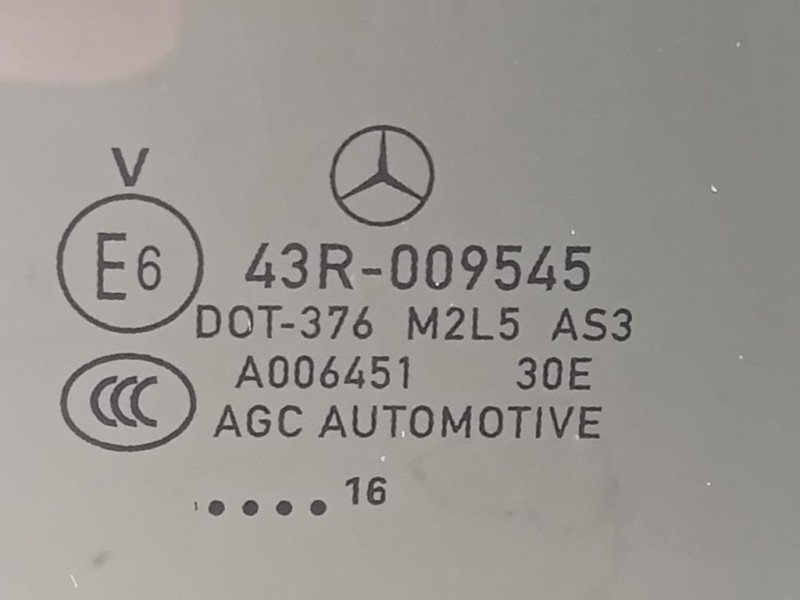 Cristallo Scendente Porta POST DX Mercedes Classe GLE W166 2015