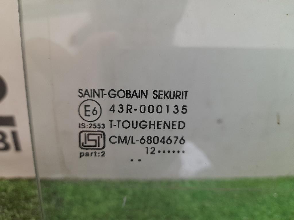 Cristallo Scendente Porta POST DX 823001HB0B Nissan Micra IV 2011