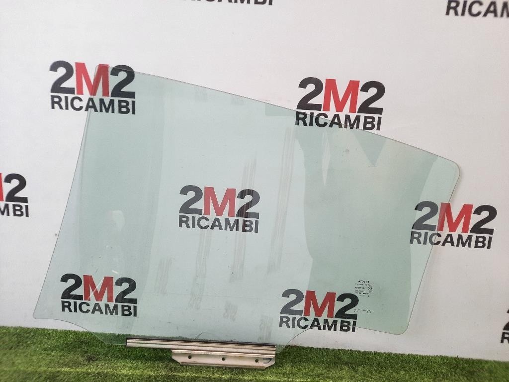 Cristallo Scendente Porta POST DX 681300D200 Toyota Yaris IV 2017
