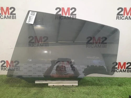 Cristallo Scendente Porta POST SX 681400D210 Toyota Yaris IV 2012