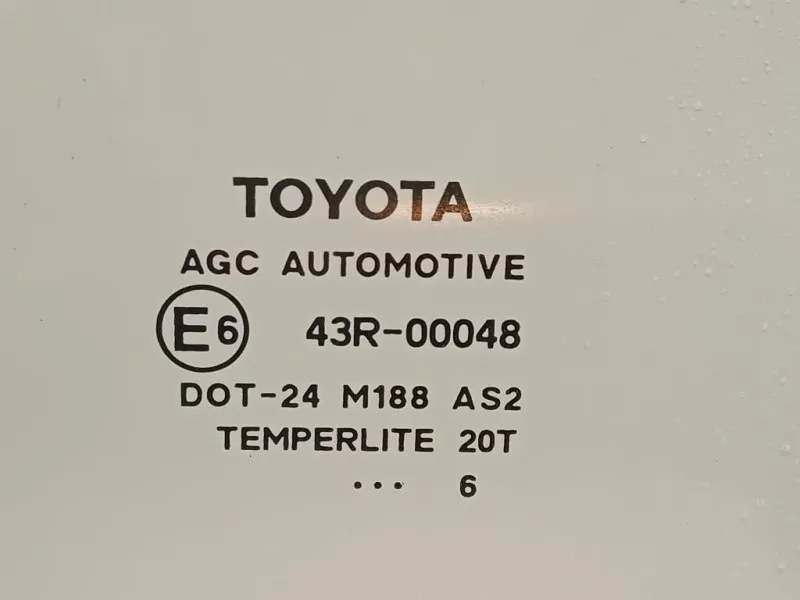 Cristallo Scendente Porta POST SX Toyota Yaris IV 2017