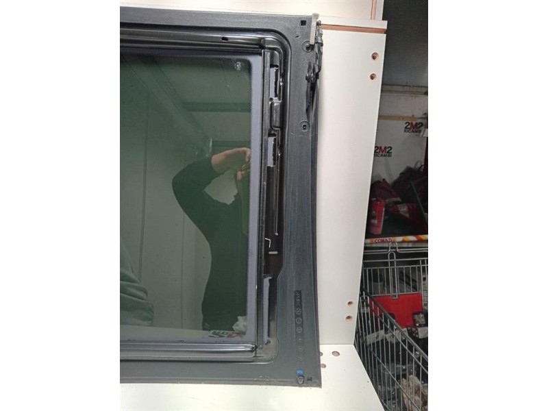 Cristallo Tetto Scorrevole CRISTALLO TETTO SCORREVOLE Mercedes Classe GLE W166 2015