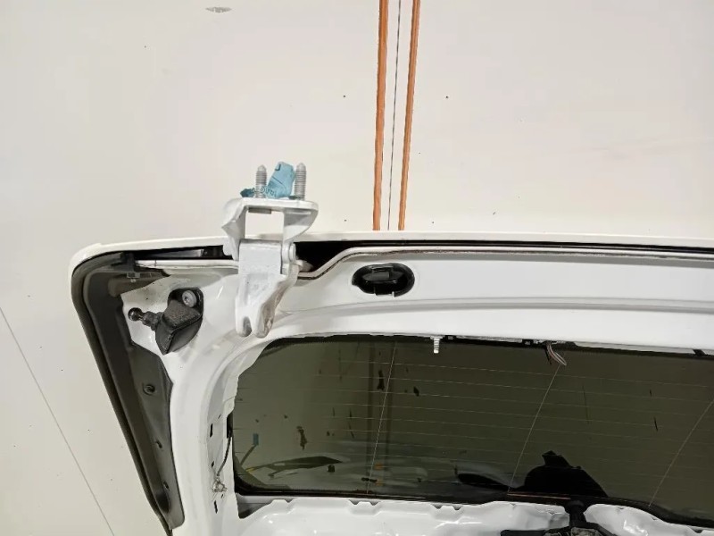 Portello POST A1667400305 Mercedes Classe ML W166 2012