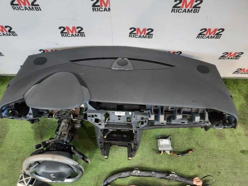 Cruscotto CRUSCOTTO AIR BAG CINTURA Citroen DS3 2010