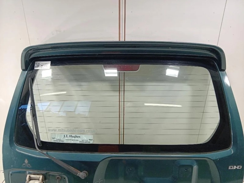 Portello POST  Mitsubishi Pajero III 2000