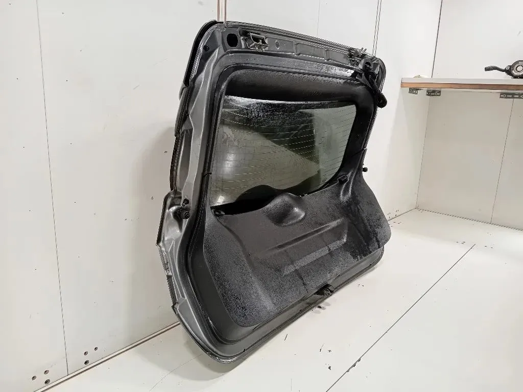 Portello POST NUDA K0100HV0MB Nissan Qashqai II 2014