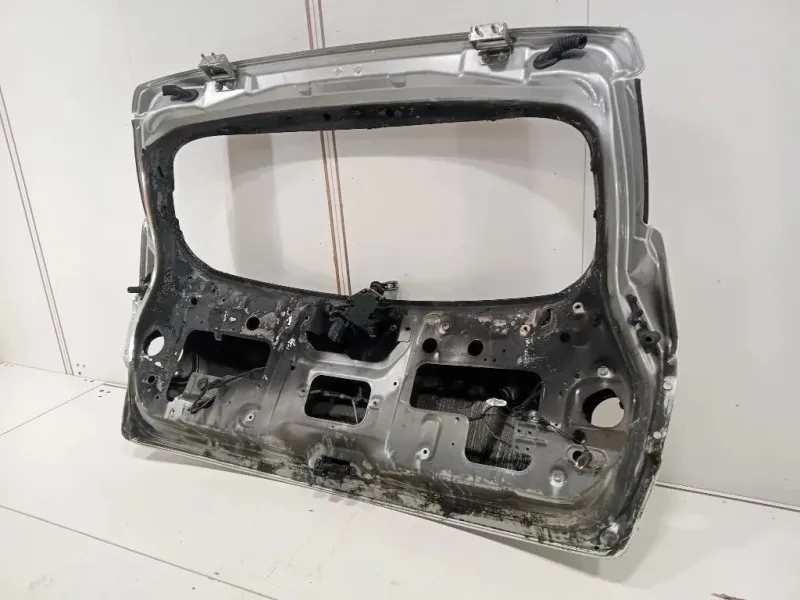 Portello POST Nissan Qashqai+2 2010