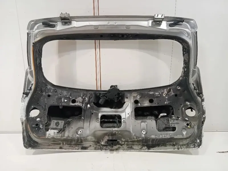 Portello POST Nissan Qashqai+2 2010