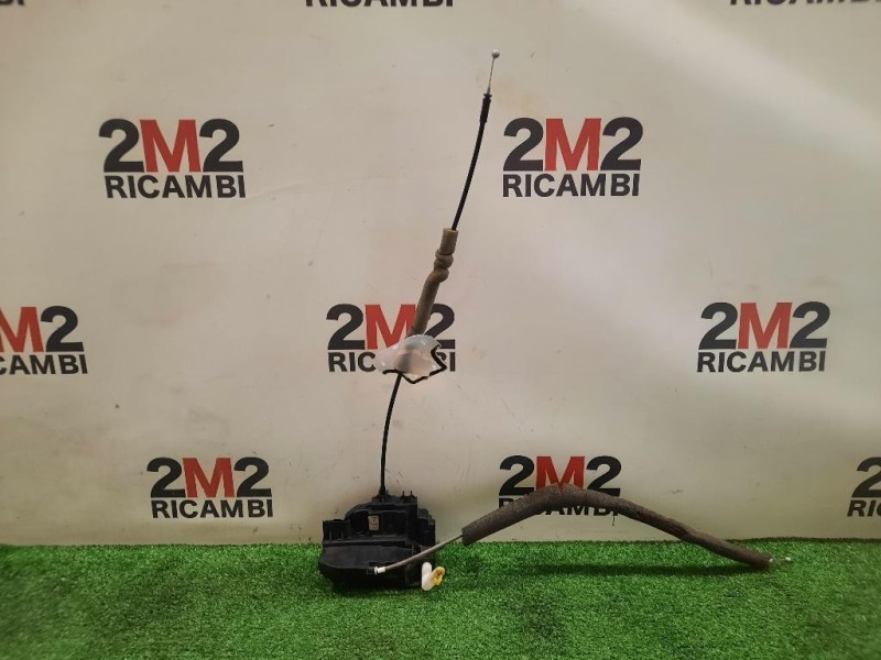 Portello POST  Nissan Qashqai+2 2010
