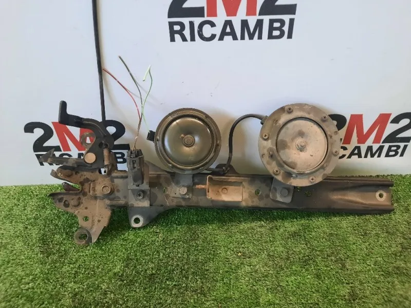 Cunetta Acqua Sottoparabrezza Nissan Navara 2005