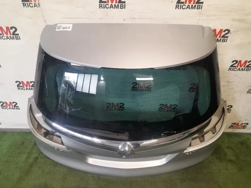 Portello POST Opel Insignia A SW 2009