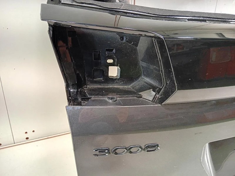 Portello POST 9811550177 1617409480 Peugeot 3008 II 2016