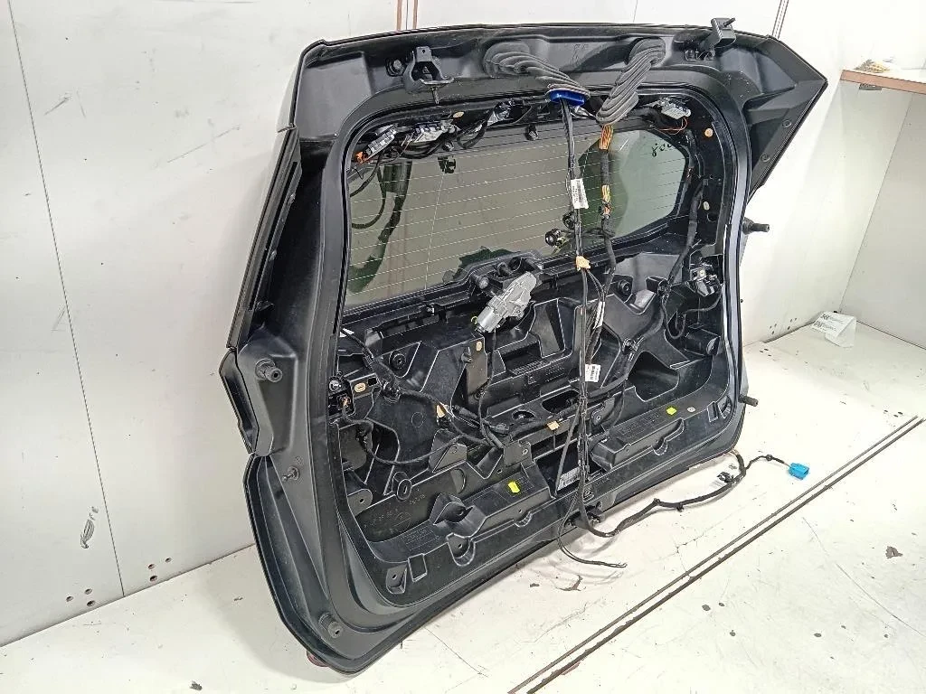 Portello POST PORTELLO POST Peugeot 5008 II 2017