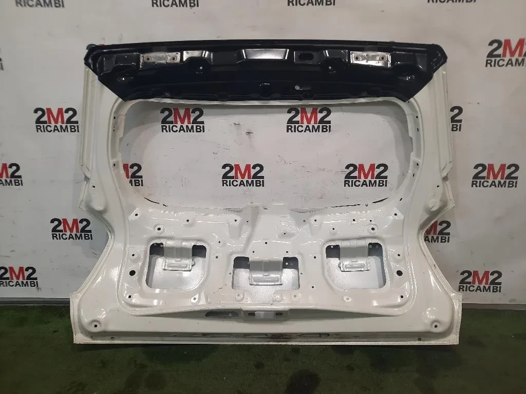 Portello POST 6401135152 PORTELLO SPORTELLO BAGAGLIAIO Ssangyong Tivoli 2015