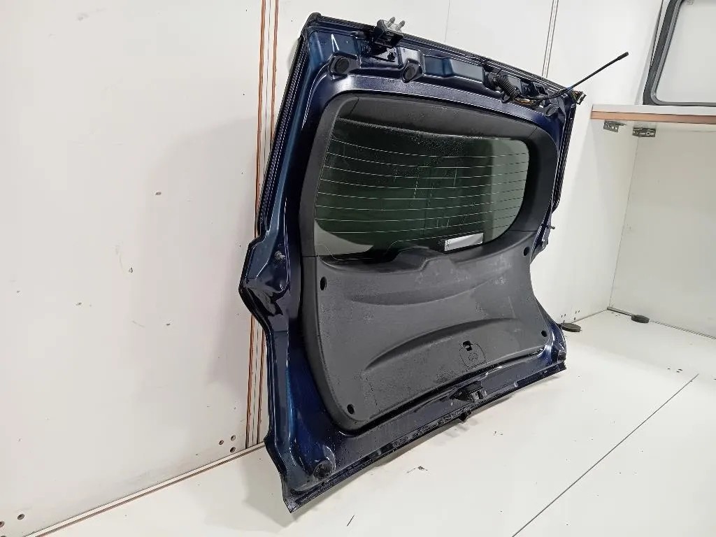 Portello POST 6401135102 Ssangyong Tivoli 2015