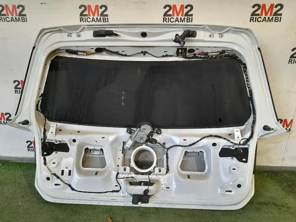 Portello POST 5G6827025AB Volkswagen GOLF VII 2017