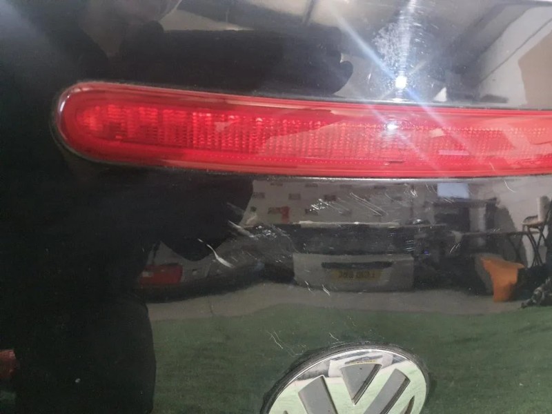 Portello POST NUDO 1Y0827025N Volkswagen NEW Beetle I Cabrio 2002