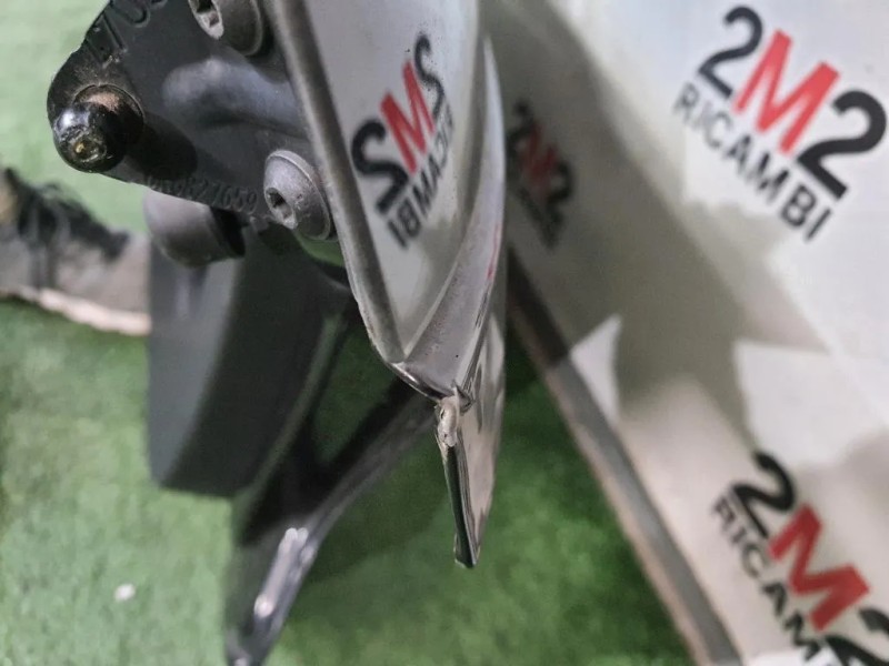 Portello POST DANNEGGIATO NUDO 6R6827025C Volkswagen POLO VI 2009