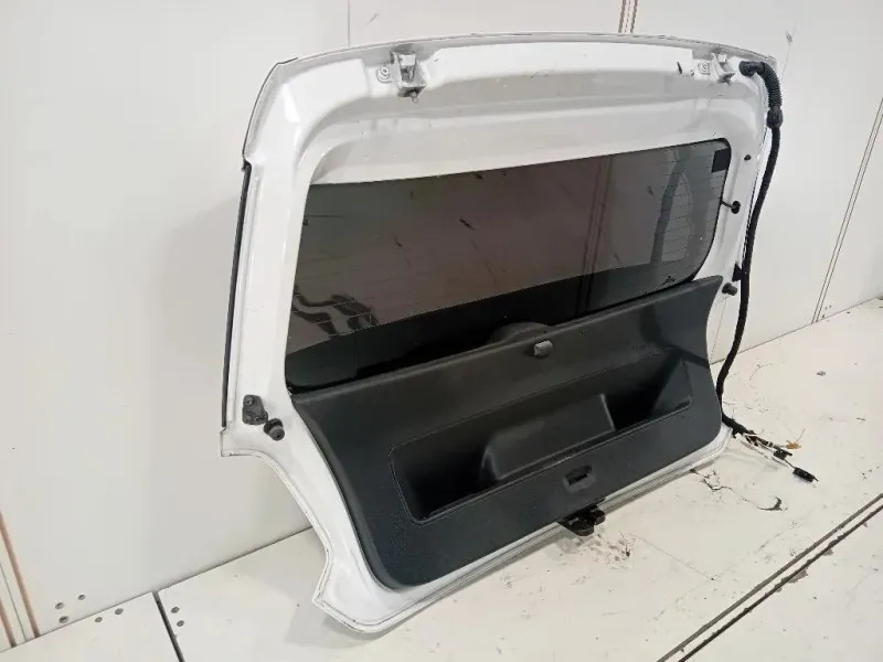 Portello POST PORTELLO POST Volkswagen POLO VI 2009